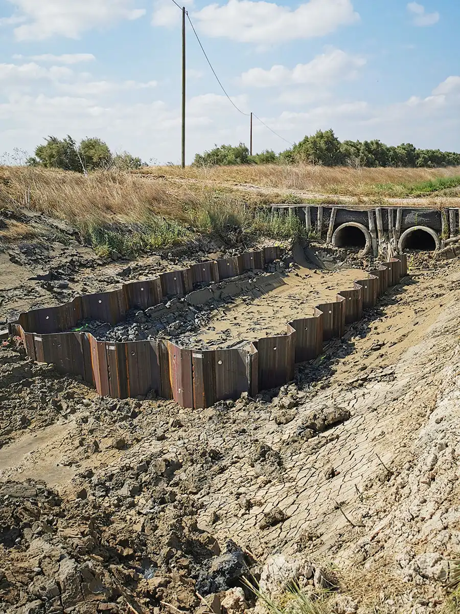 Intervention sur des ouvrages à Champagné les Marais par CEPM, travaux publics